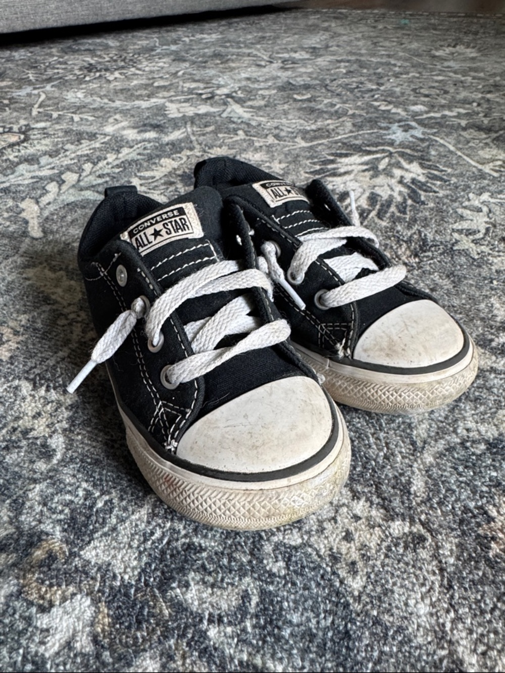 Converse Toddler Low-Top Sneakers